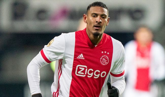 他在球队的 他在球队的