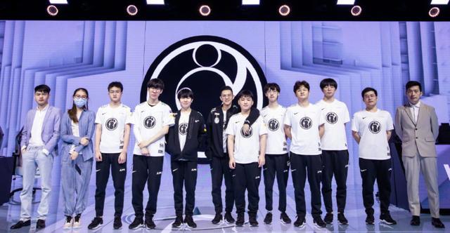 另一方面 另一方面