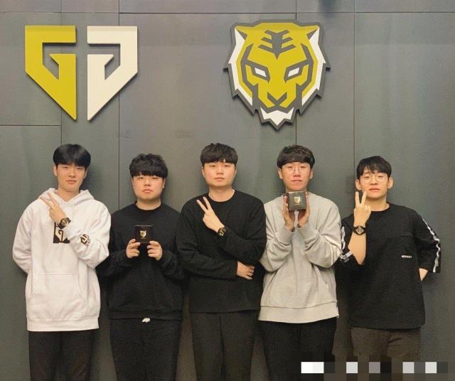 下了最大的 下了最大的