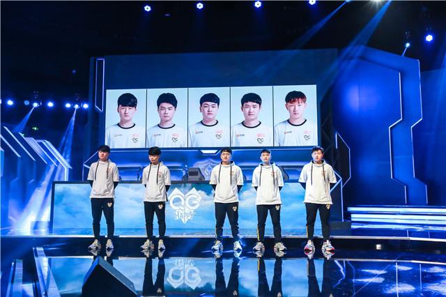 带来了新的 带来了新的