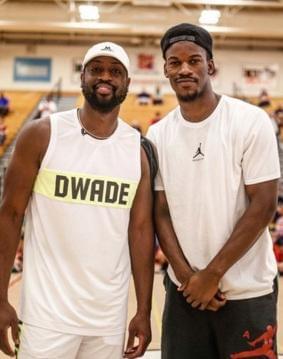 价值同步增 价值同步增