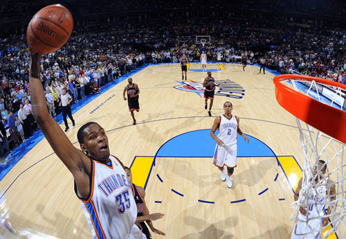 拐点往往悄 拐点往往悄